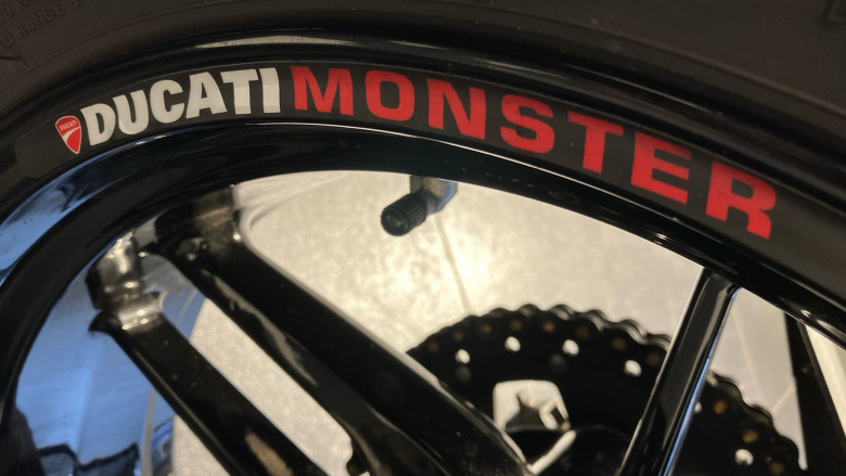 Ducati Monster 821 (15MY)